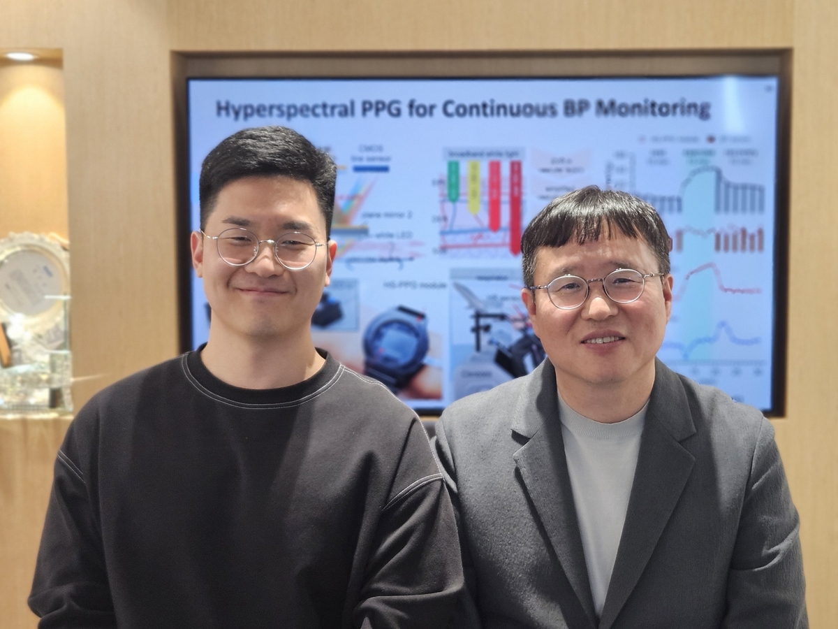 KAIST 연구팀, 정확도 높은 웨어러블 혈압 센서 개발