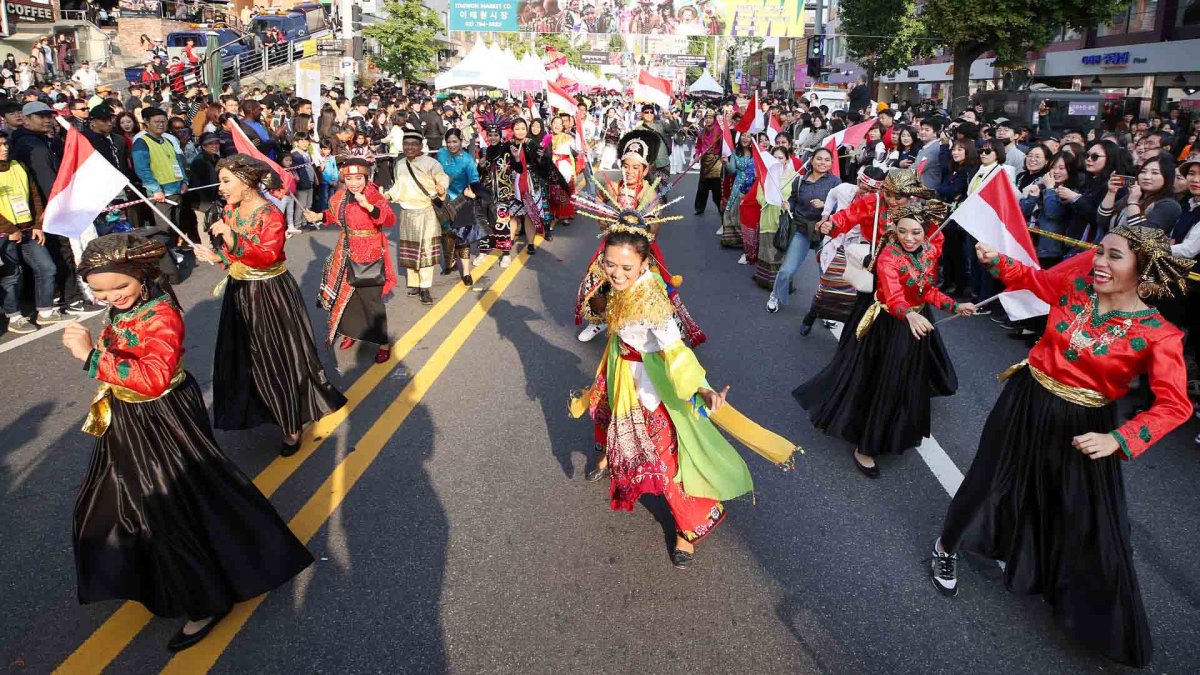 "도심서 세계문화 즐겨요" 이태원 지구촌 축제