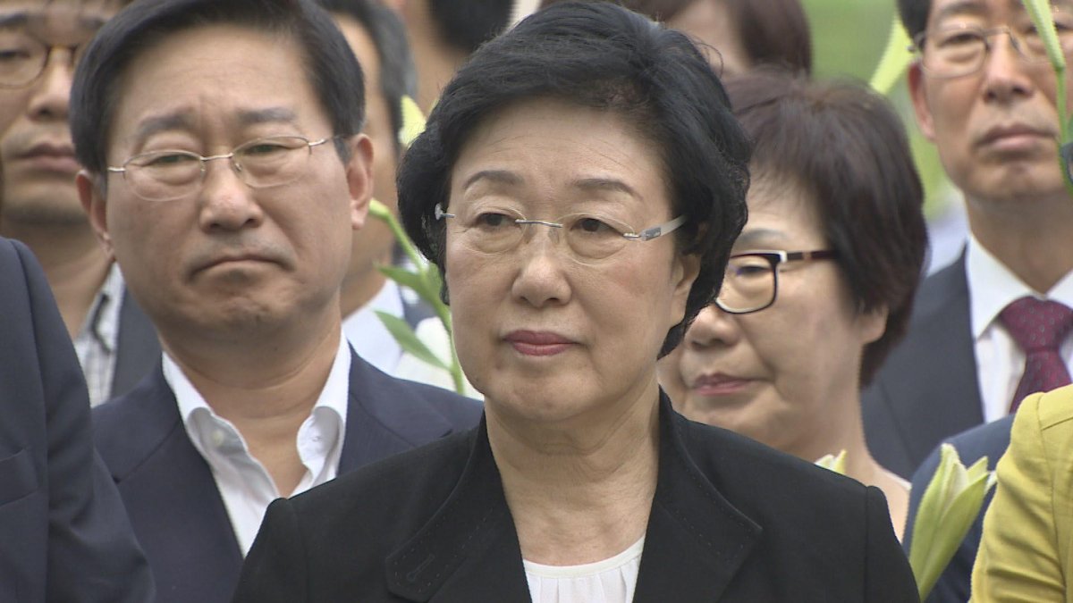 한명숙 '결백' 입장 재확인…"적절할 때 입장낼 것"
