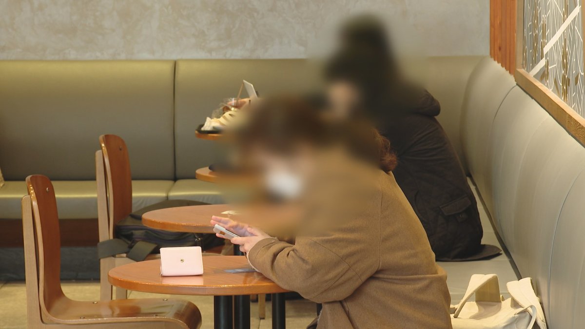 카페 방문 후 감염?…깜깜이 확진 비상