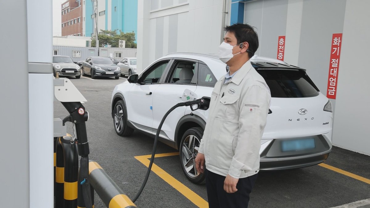 숨통 트인 수소차 충전…충전소 잇따라 개장