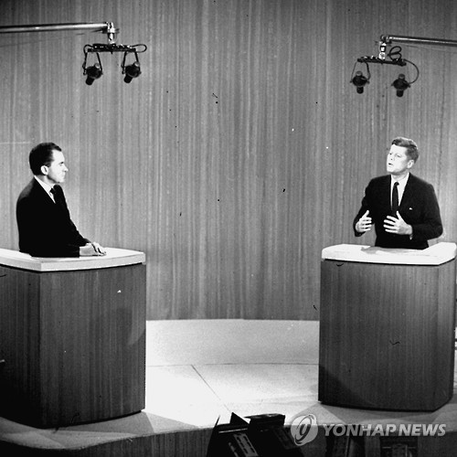 1960년 미 대선 격돌, 케네디(오른쪽)와 닉슨