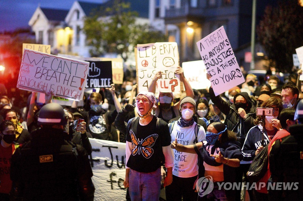 Minneapolis Police Death Oakland Protest
