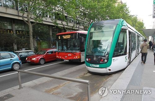 스페인 바르셀로나 노면전차 트램