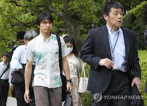 쿨비즈 복장 출근하는 이본 공무원들