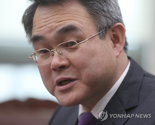 황철규 부산고검장
