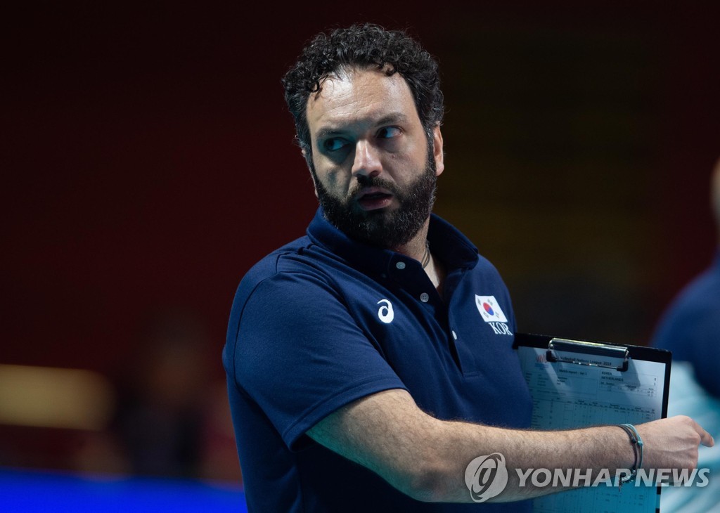 스테파노 라바리니 한국여자배구 대표팀 배구감독