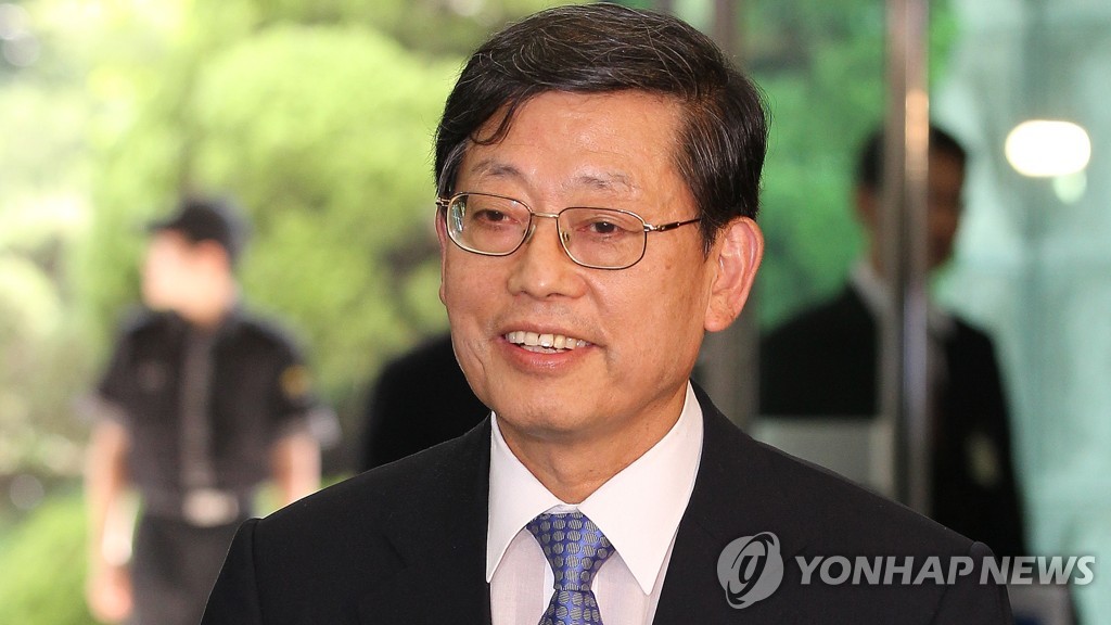 This file photo shows former South Korean Prime Minister Kim Hwang-sik. Samsung Foundation of Culture said on Aug. 28, 2020, that Kim has been nominated as its new chief. (Yonhap)