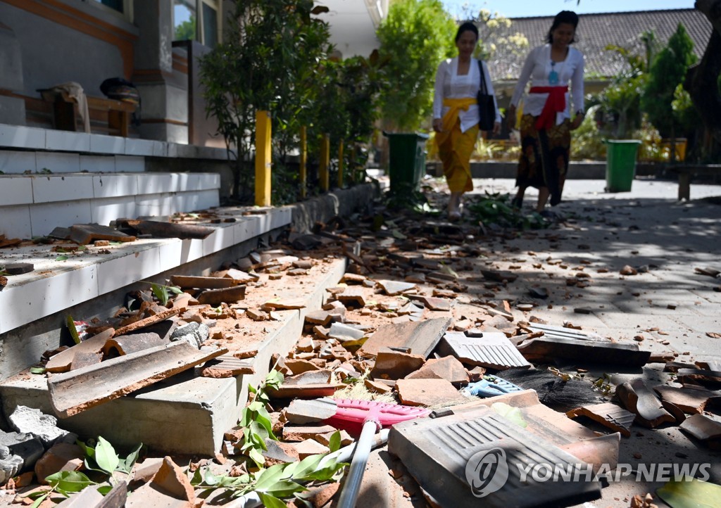INDONESIA-QUAKE