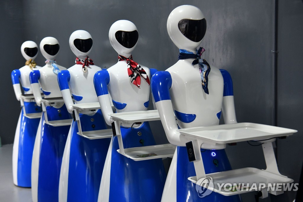 INDIA-TECHNOLOGY-LIFESTYLE-ROBOT
