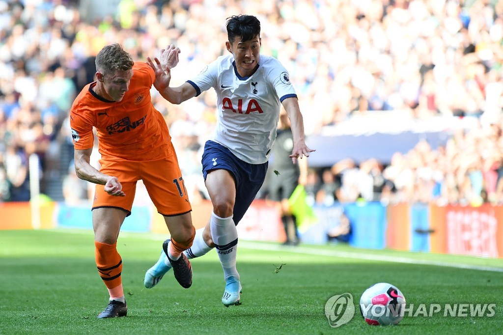 FBL-ENG-PR-TOTTENHAM-NEWCASTLE