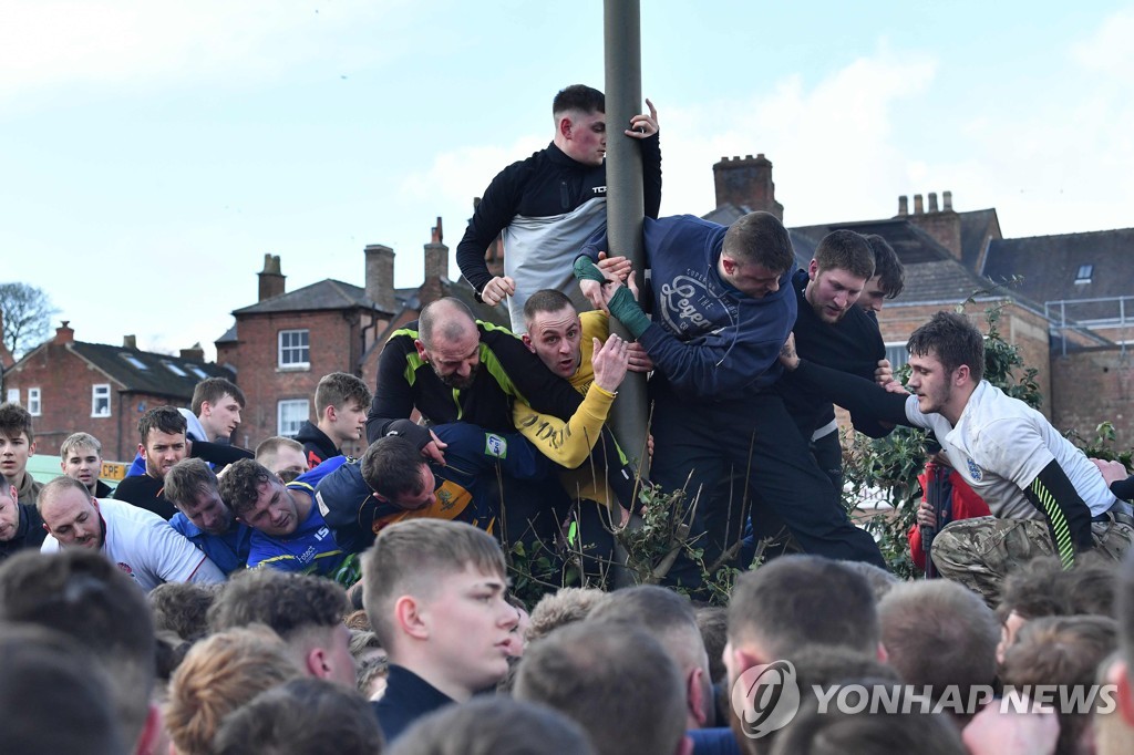 BRITAIN-LIFESTYLE-CULTURE-SPORT-SHROVETIDE