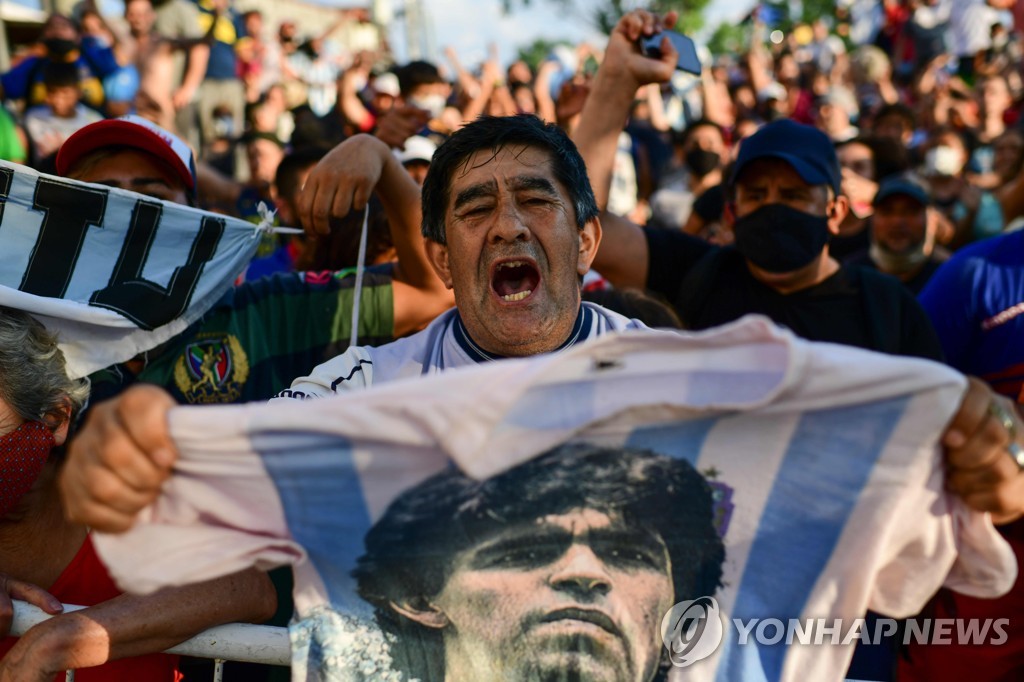 FBL-ARGENTINA-MARADONA-DEATH