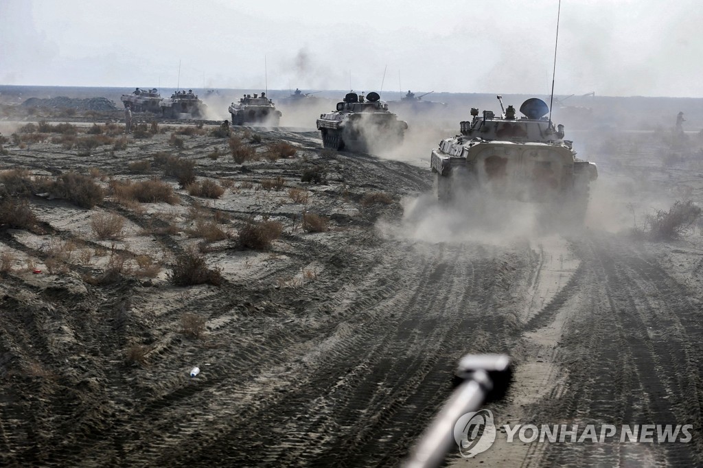 TOPSHOT-IRAN-MILITARY-DRILL