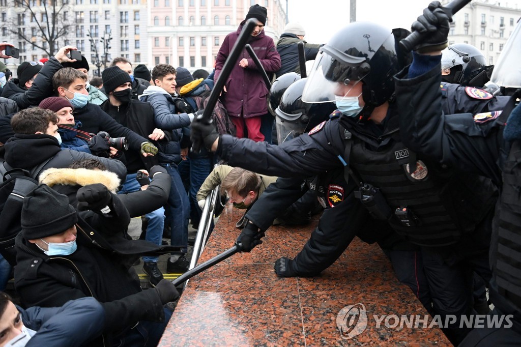 RUSSIA-POLITICS-OPPOSITION-NAVALNY-DEMO
