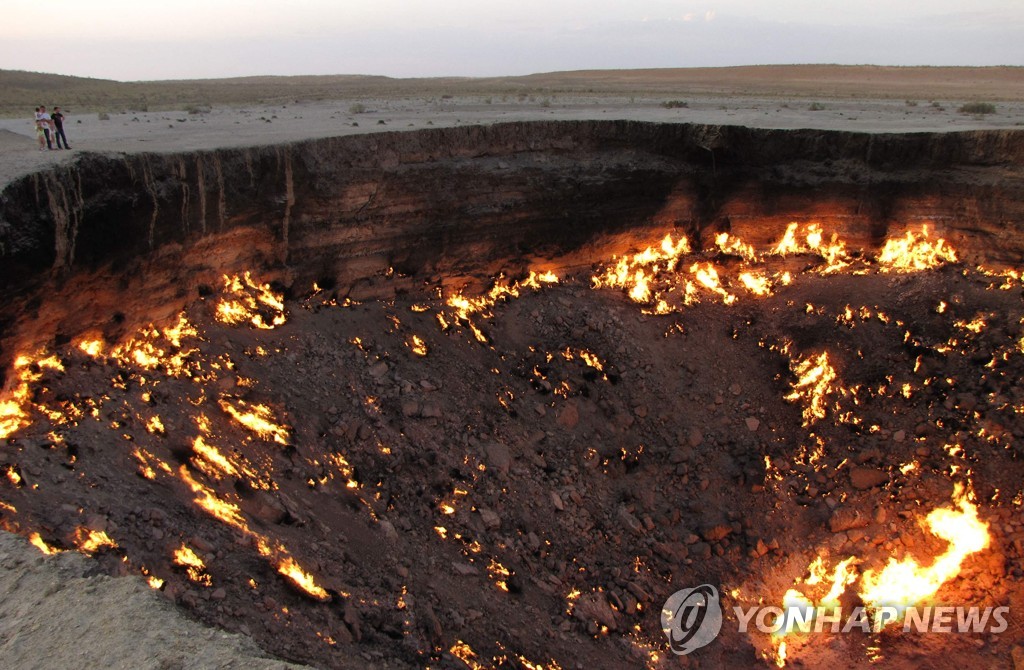 투르크메니스탄 '지옥의 문'