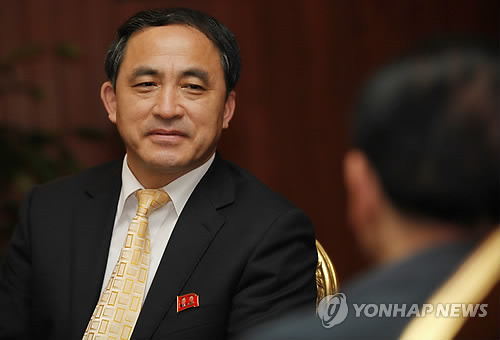 지난 2015년 캄보디아 방문한 리길성 부상