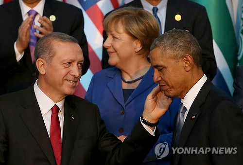 에르도안 "오바마한테 속았다…트럼프는 안 그럴 것"