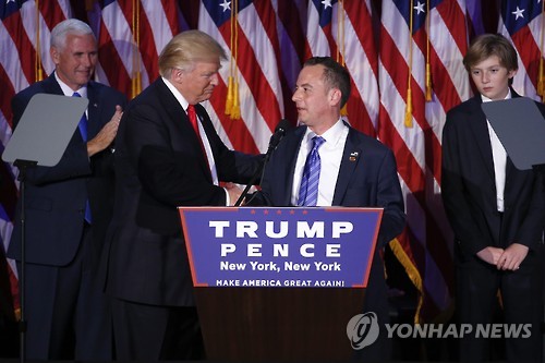 도널드 트럼프(왼쪽) 미국 대통령 당선인과 초대 비서실장 라인스 프리버스