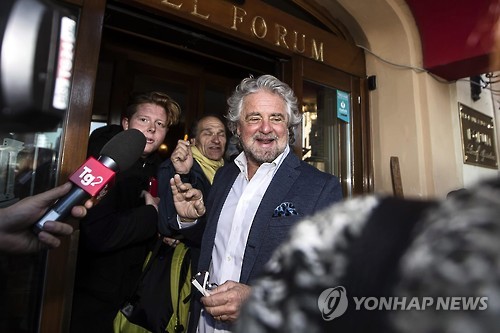 베페 그릴로 伊오성운동 대표