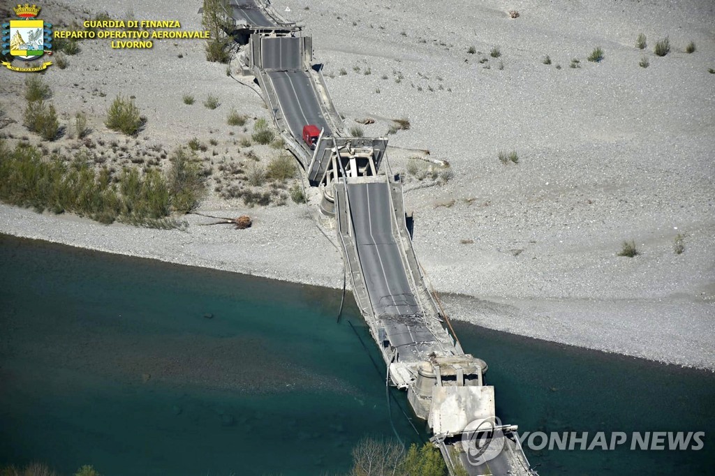 ITALY BRIDGE COLLAPSE