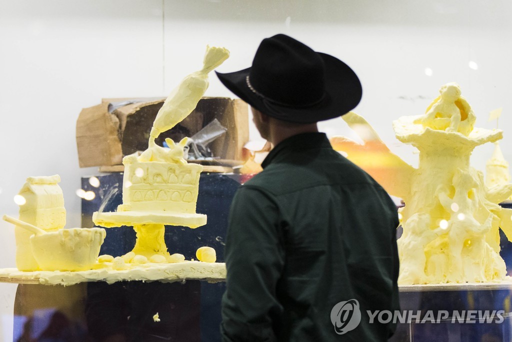 CANADA-TORONTO-ROYAL AGRICULTURAL WINTER FAIR-BUTTER SCULPTURE