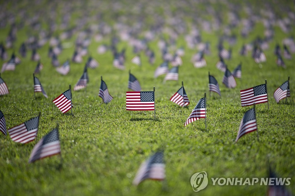 U.S.-WASHINGTON, D.C.-COVID-19-DEATHS-200,000-COVID MEMORIAL PROJECT