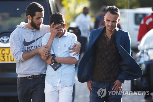 에티오피아 항공 추락 비보에 슬퍼하는 유족