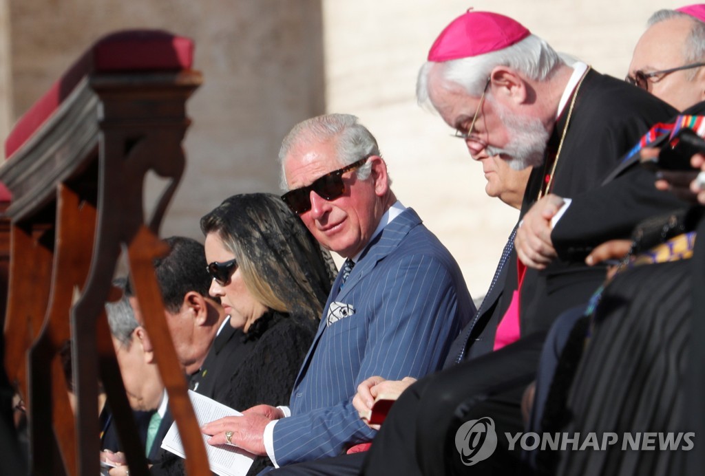 POPE-SAINTS/