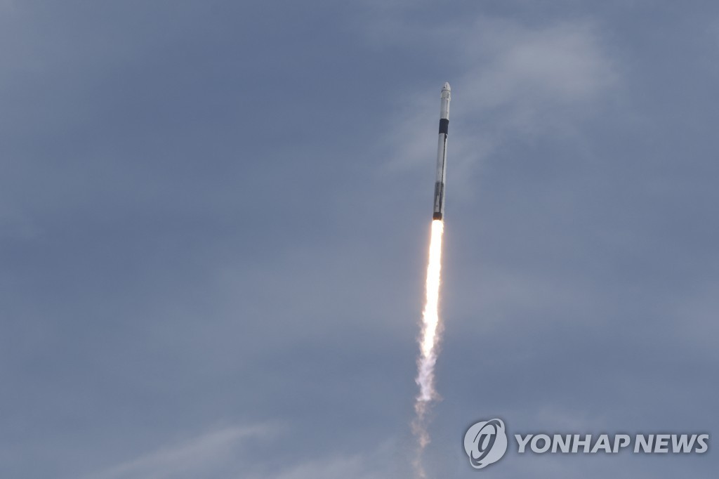 SPACE-EXPLORATION/SPACEX