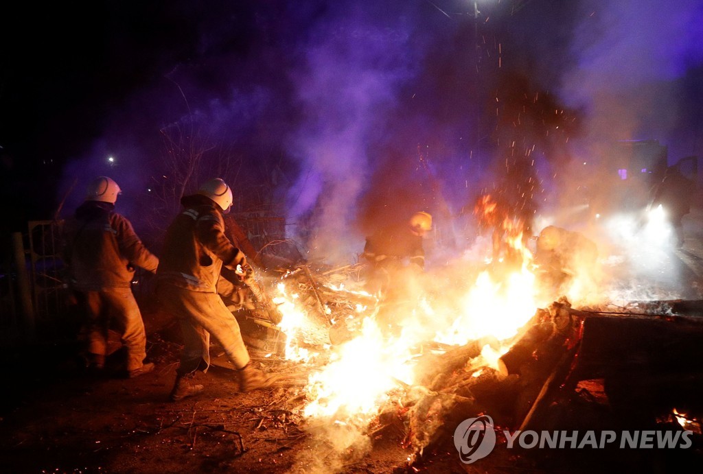 CHINA-HEALTH/UKRAINE-PROTESTS