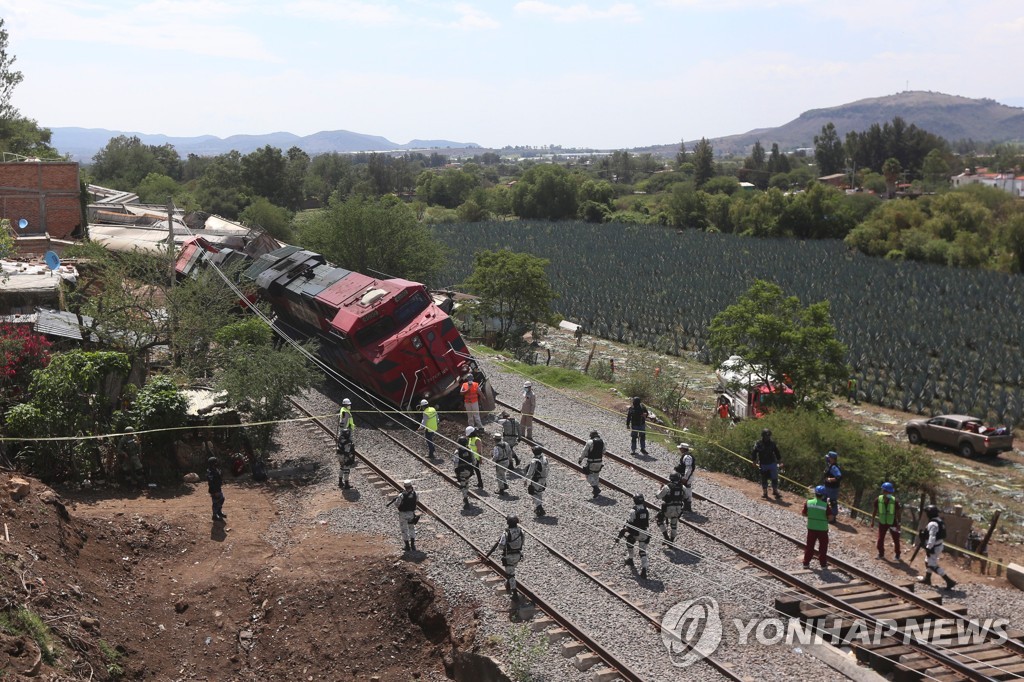 MEXICO-DERAILMENT/