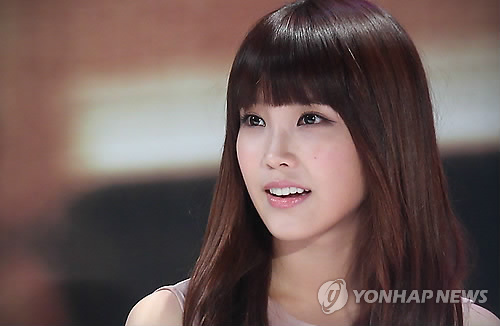 "'아이유 앓이.대세'란 말 신기하고 무섭죠" - 1