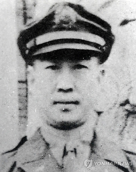 '7월의 6ㆍ25전쟁영웅' 이근석 공군준장