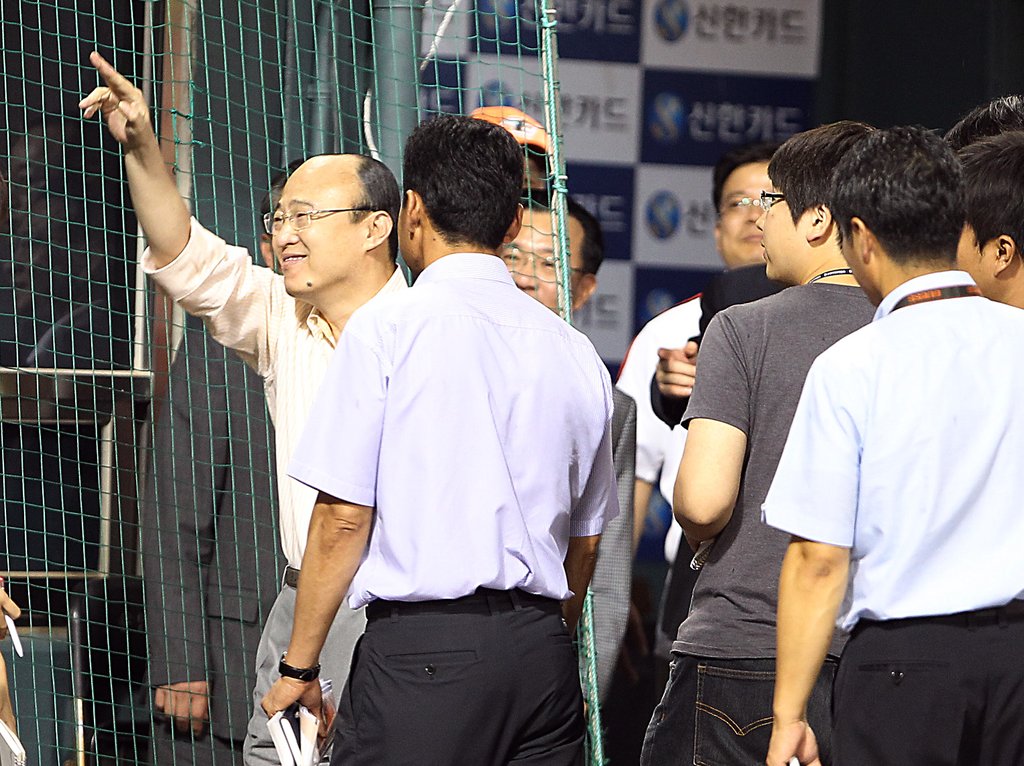"김태균 잡아올게!"