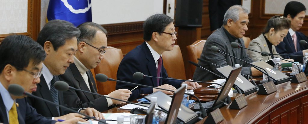국무회의 주재하는 총리