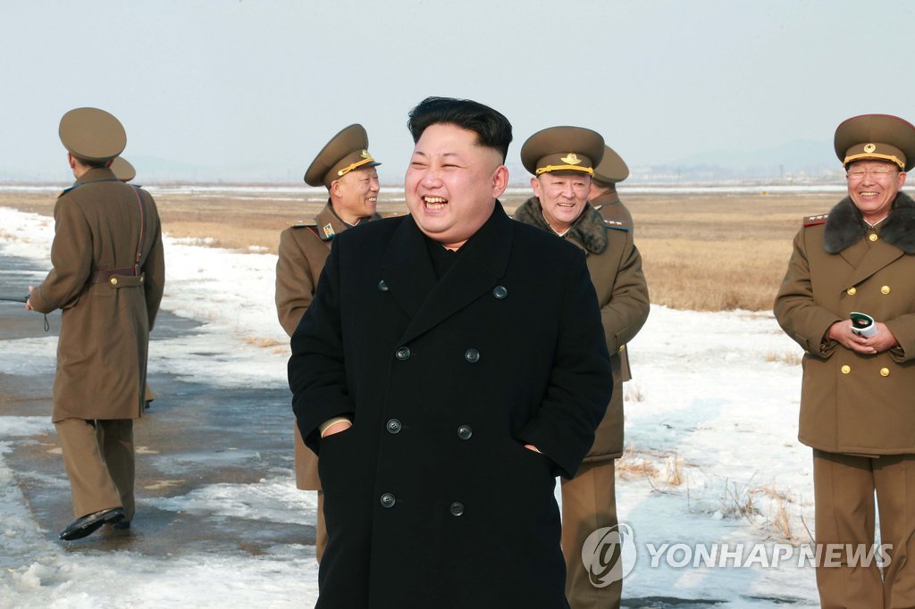 북한, 추격기·폭격기 훈련…김정은 직접 기획·지휘