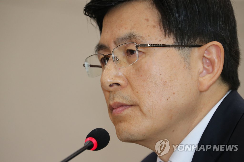 새 국무총리 후보자로 내정된 황교안 법무부 장관 (연합뉴스 자료사진)