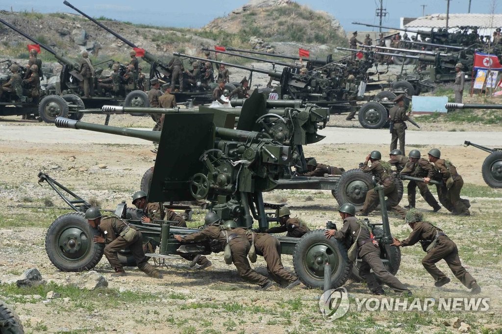 북한 고사포병(연합뉴스 자료사진)