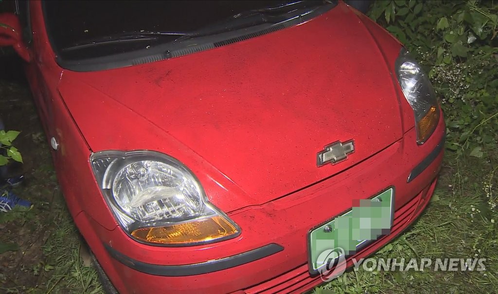 지난 18일 자살한 임 씨가 숨진채 발견된 차량. (연합뉴스 자료사진)