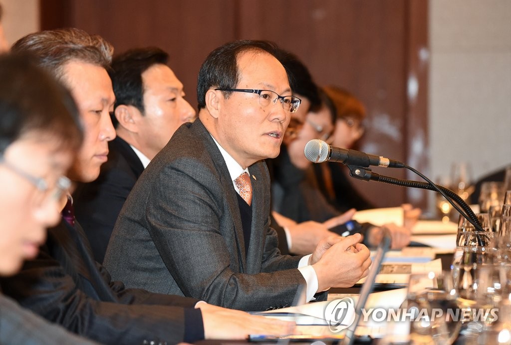 무역협회 회원지원본부 출입기자 간담회 갖는 이재출 전무