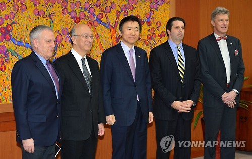 윤 외교, 美·日·EU·호주 주한대사 북핵·미사일 공조 협의