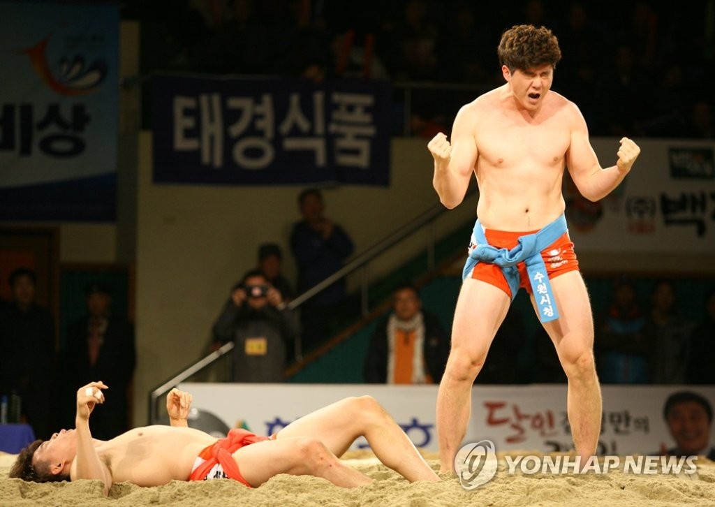 설날씨름, 임태혁 2년 연속 금강장사
