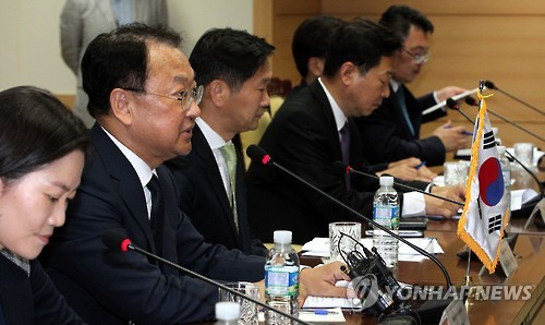 인사말 하는 유일호 장관