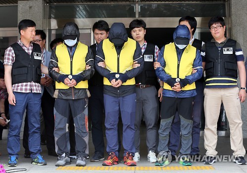 여교사 성폭행범 검찰 송치