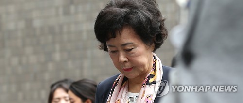 신영자 롯데장학재단 이사장