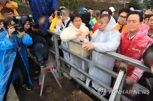 제주 피해 상황 살피는 이정현 대표