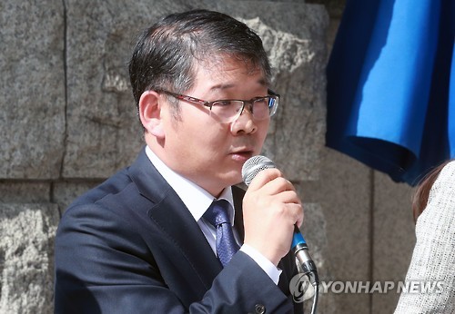 유족 변호인단 대표인 이정일 변호사