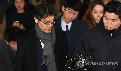 모철민 전 수석 재소환