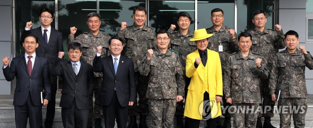 관세청장, 육군 제37사단 위문